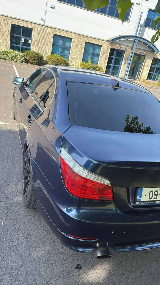 BMW E60 520D - Image 2