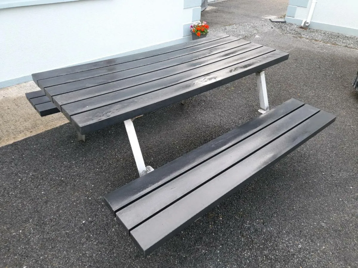 Maintenance free picnic bench - Image 3