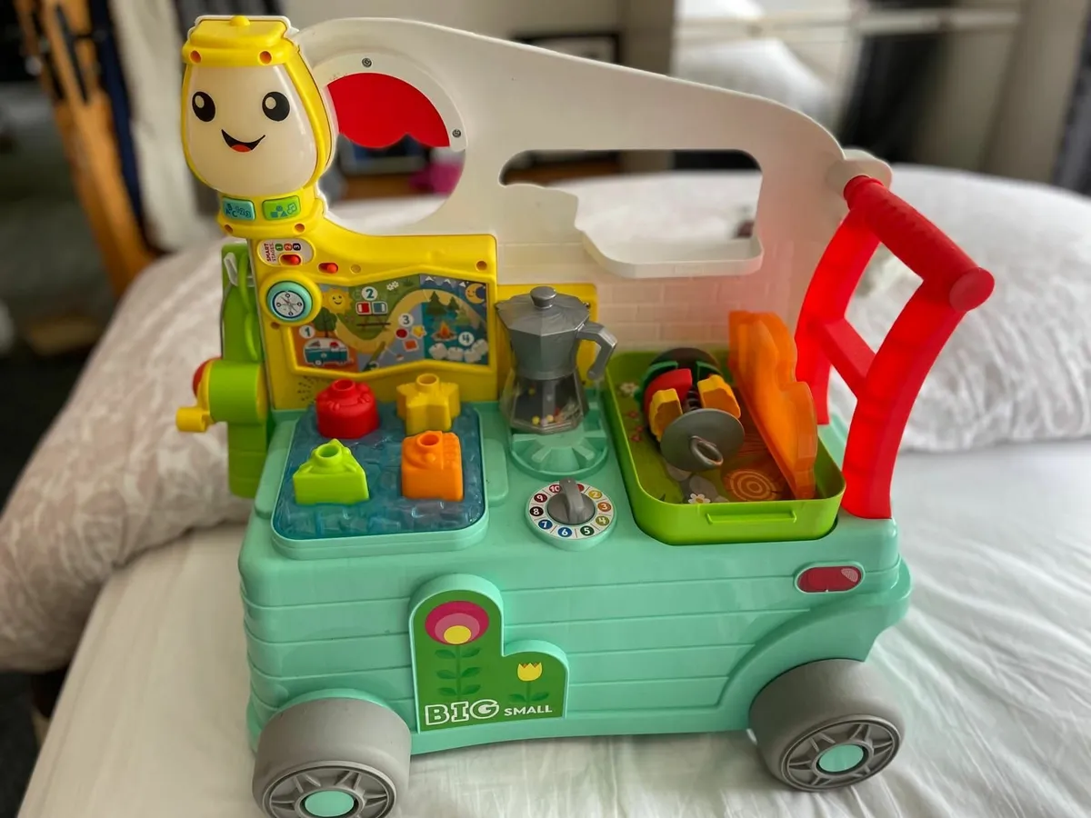 Fisher-Price Baby to Toddler  Camper