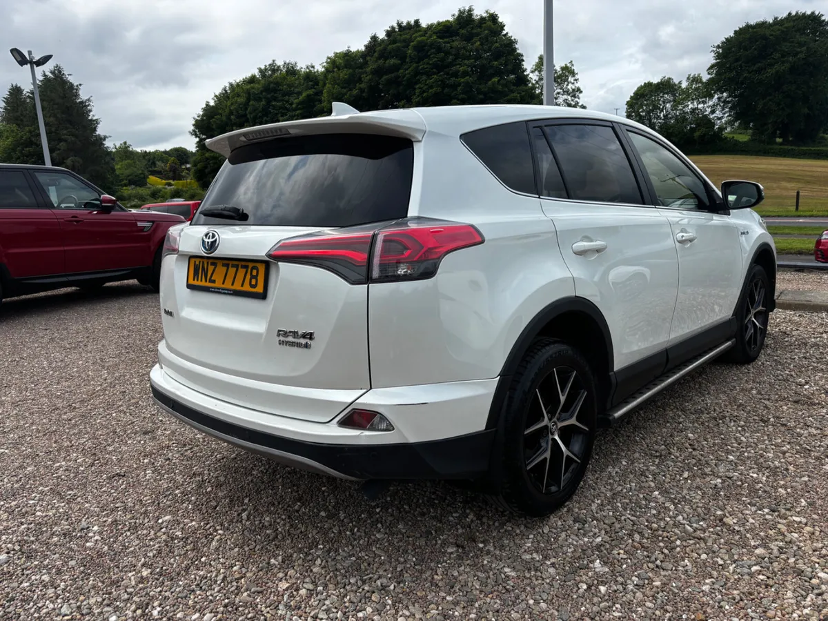 Toyota RAV4 2.5 VVT-i Hybrid Icon TSS 5dr CVT 2017 - Image 2