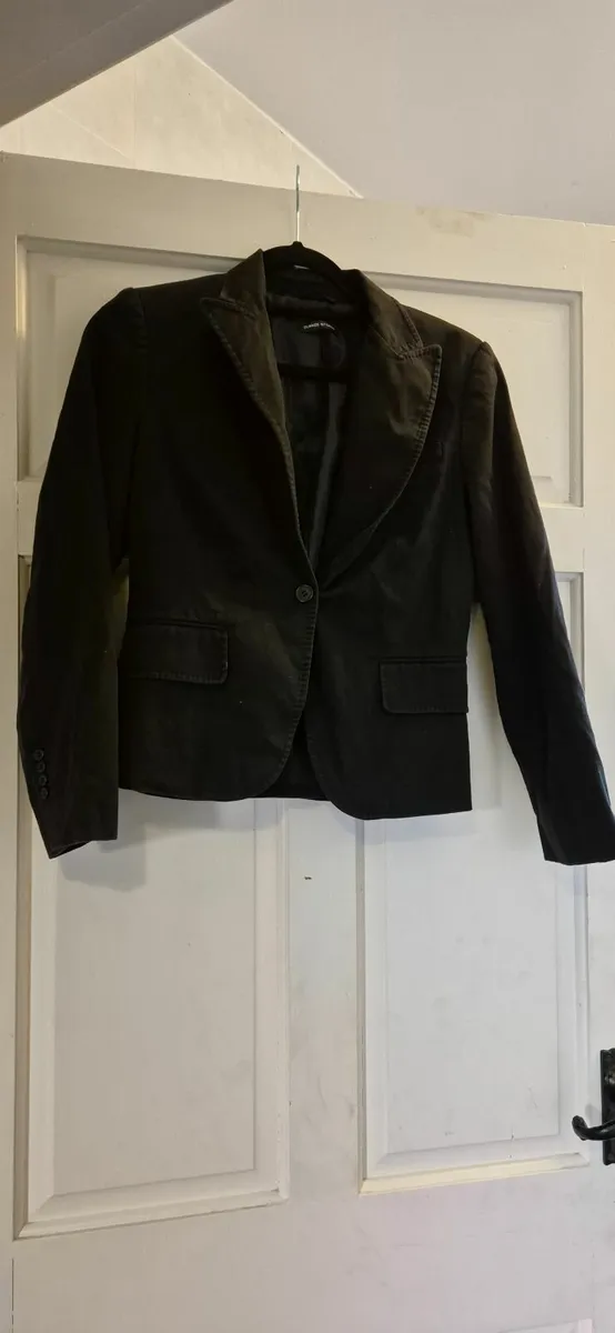 Womens clothes - Image 1