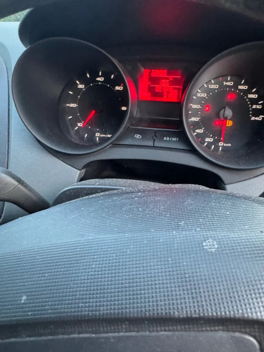 SEAT Ibiza 2011,  1.2 TDI - Image 2