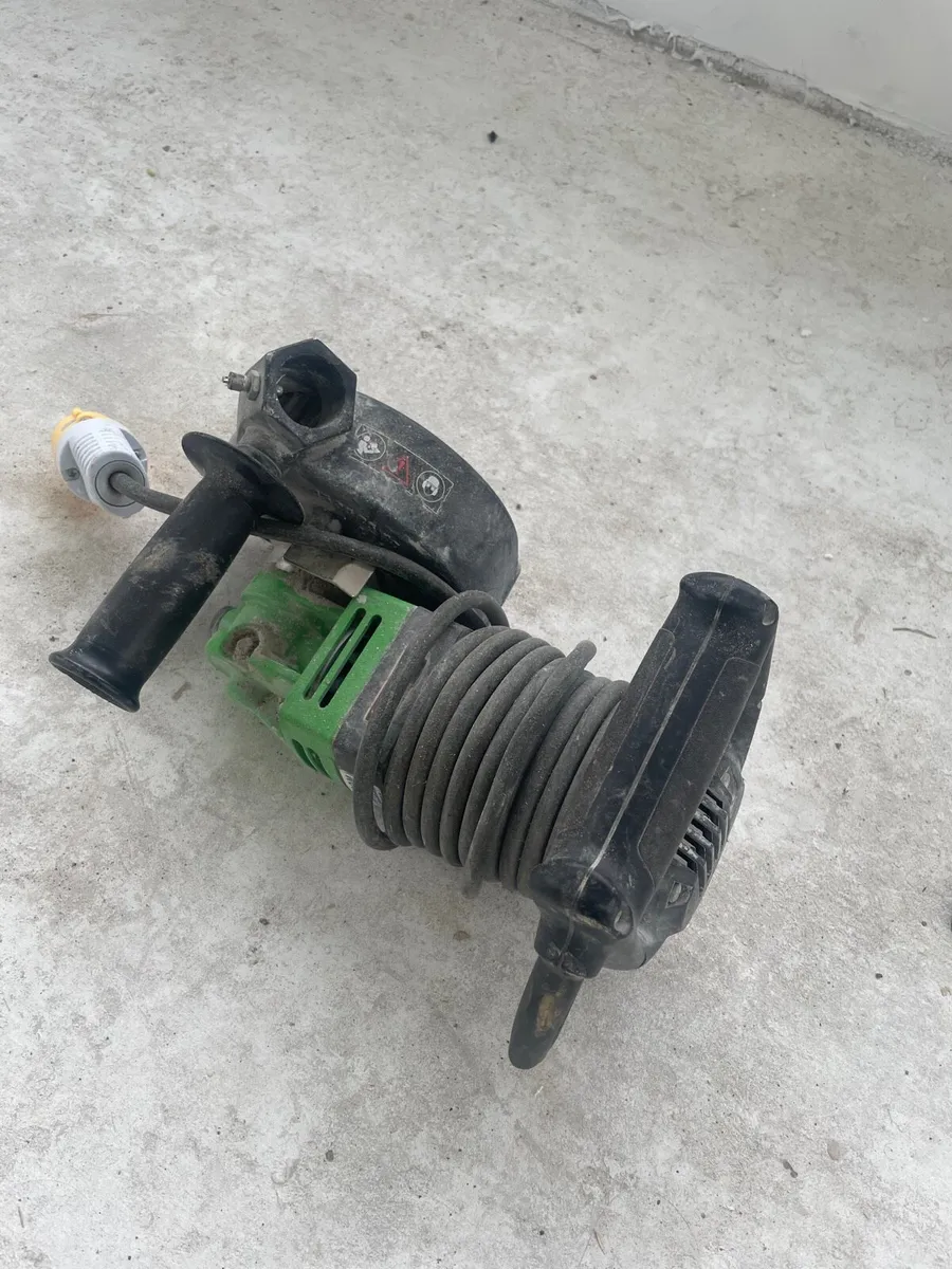 Wall Chaser 110v - Image 1
