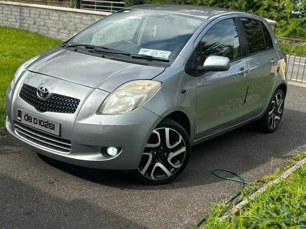 TOYOTA YARIS - Image 1