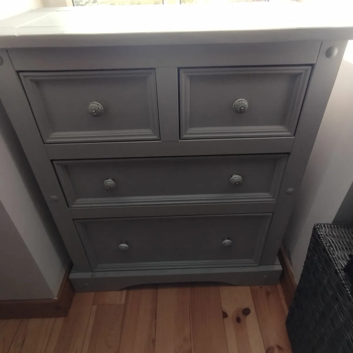 Bedroom furniture - Image 4
