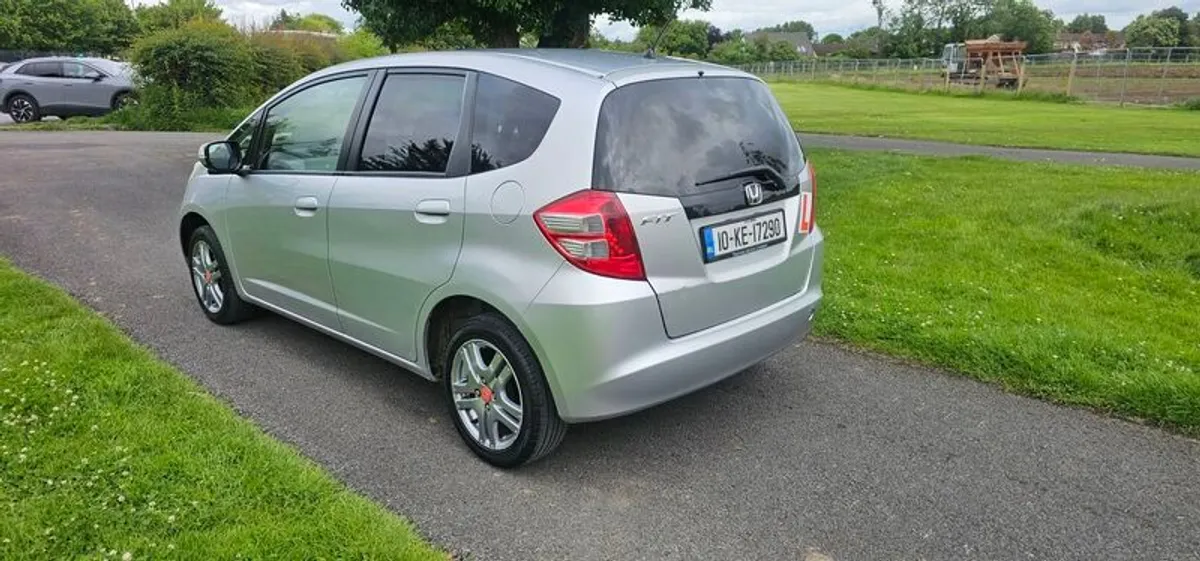 2010 Honda Fit Automatic - Image 2