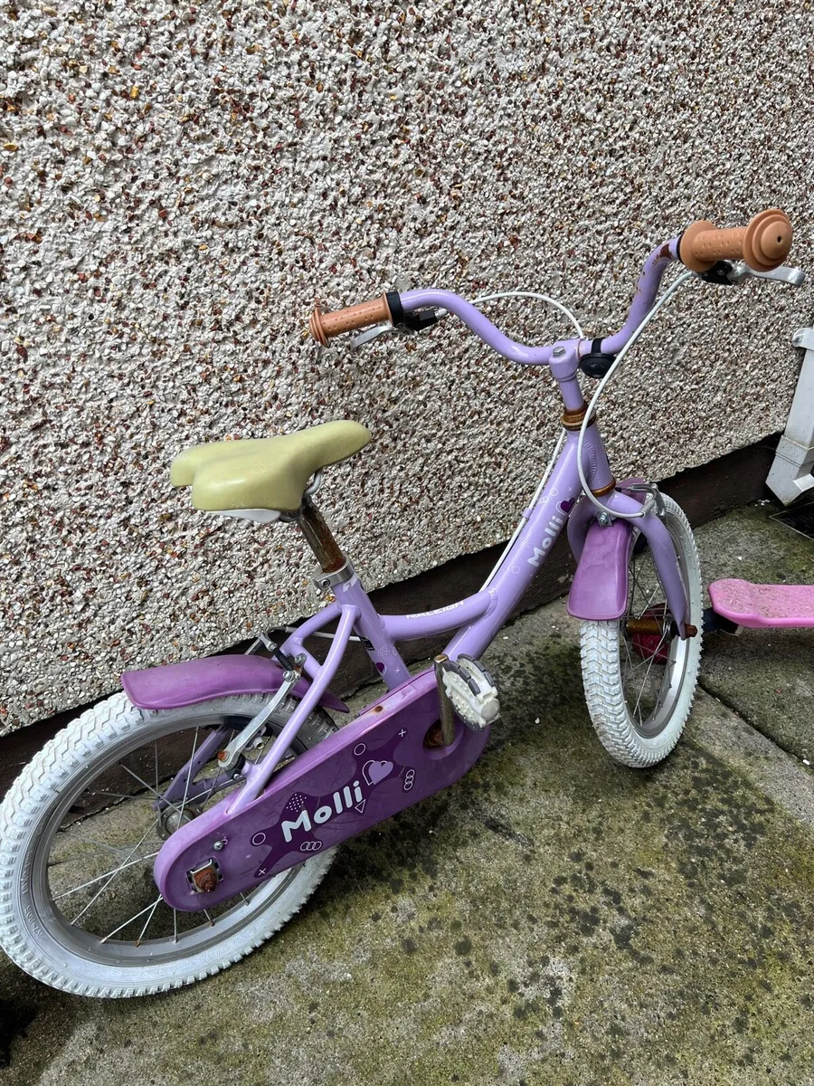 Toys - Image 2