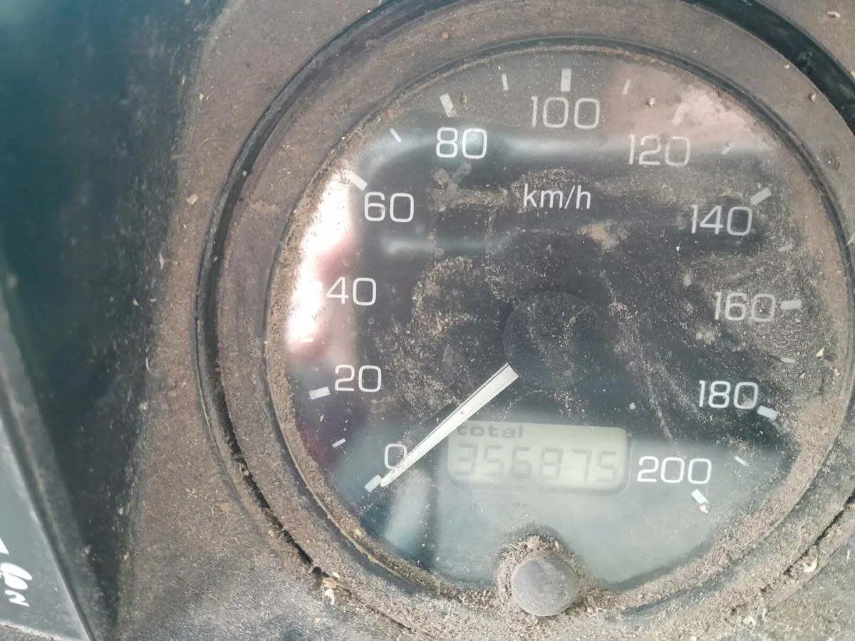 Landrover defender for sale - Image 2