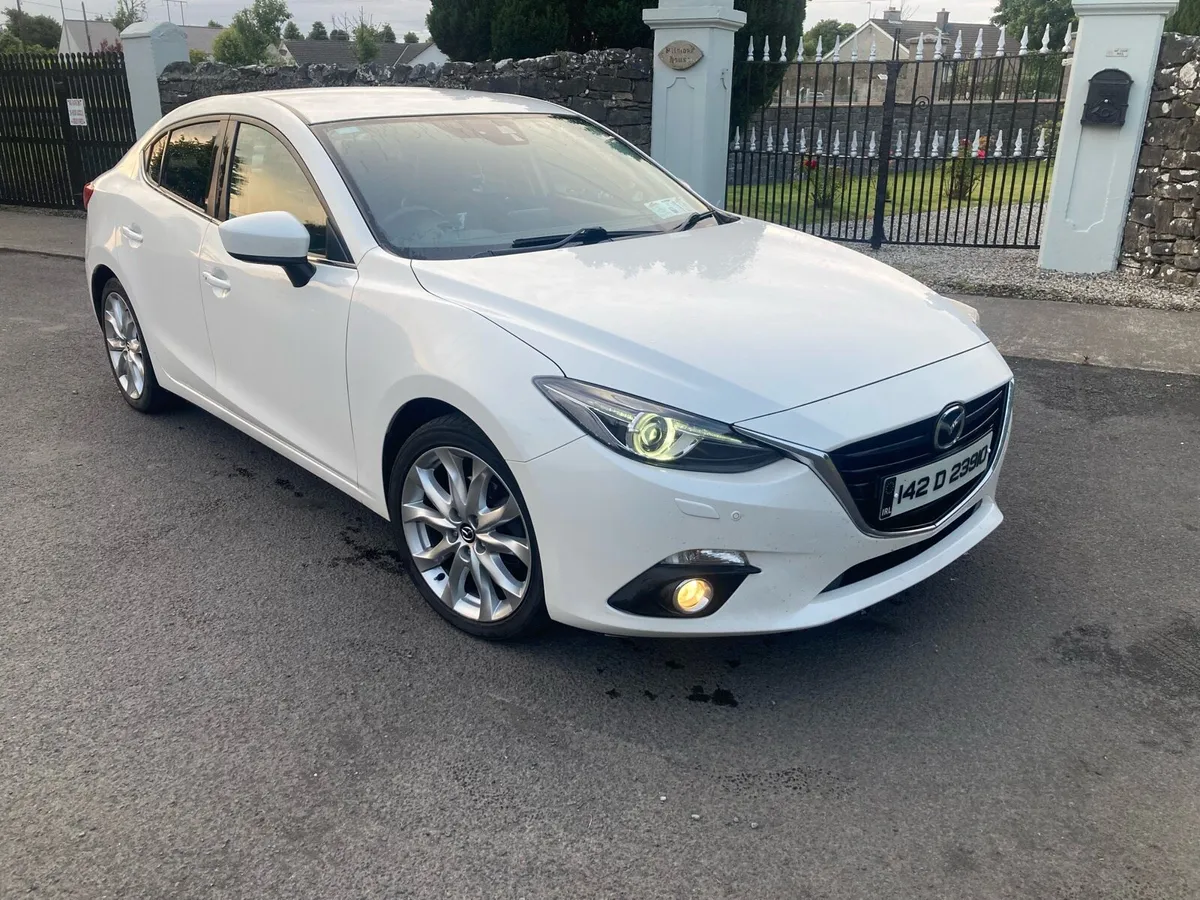 2014 MAZDA 3 Sky-Active Sport - Image 1