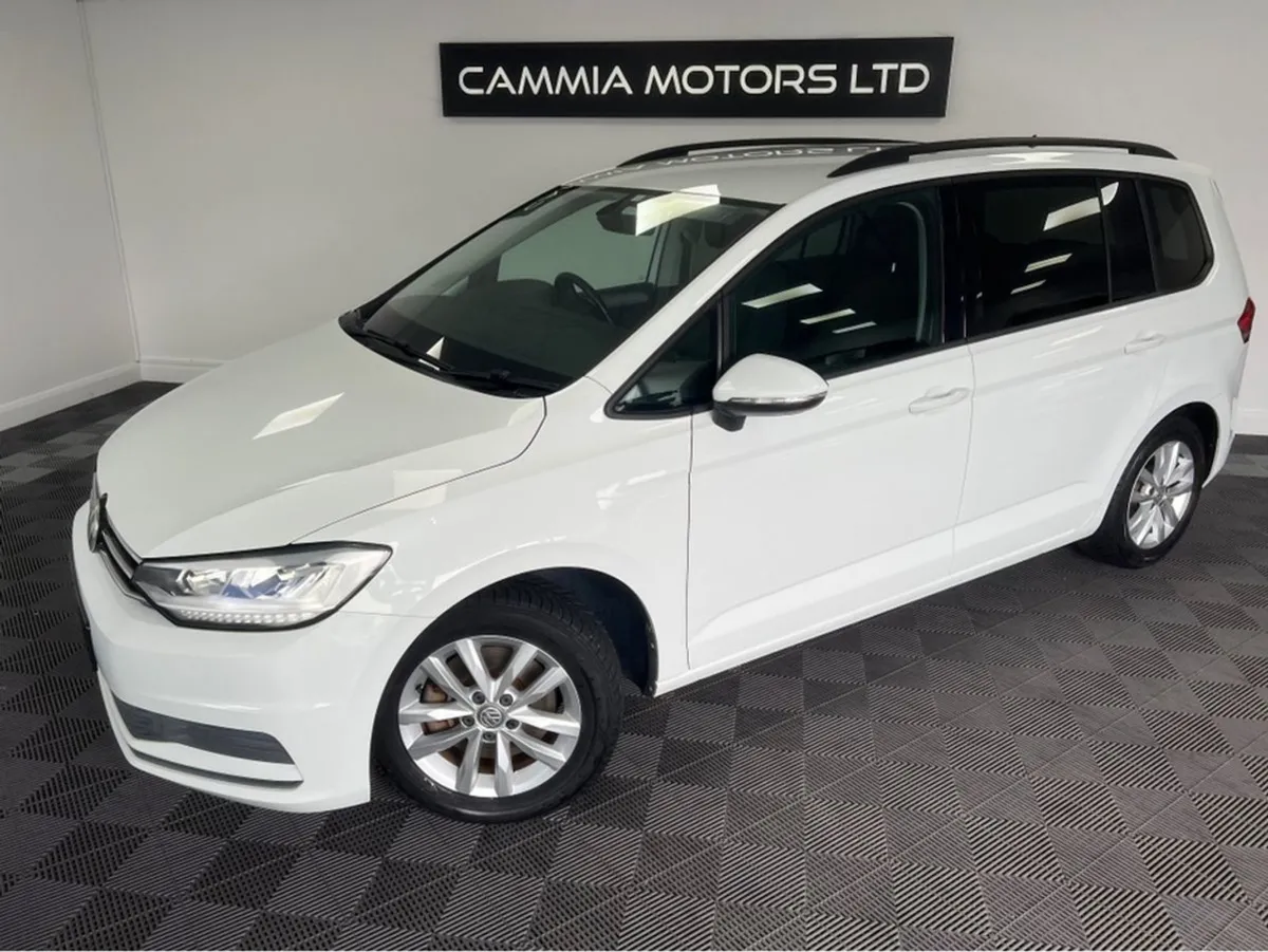 Volkswagen Touran  volkswagen Touran   low Mileag - Image 3