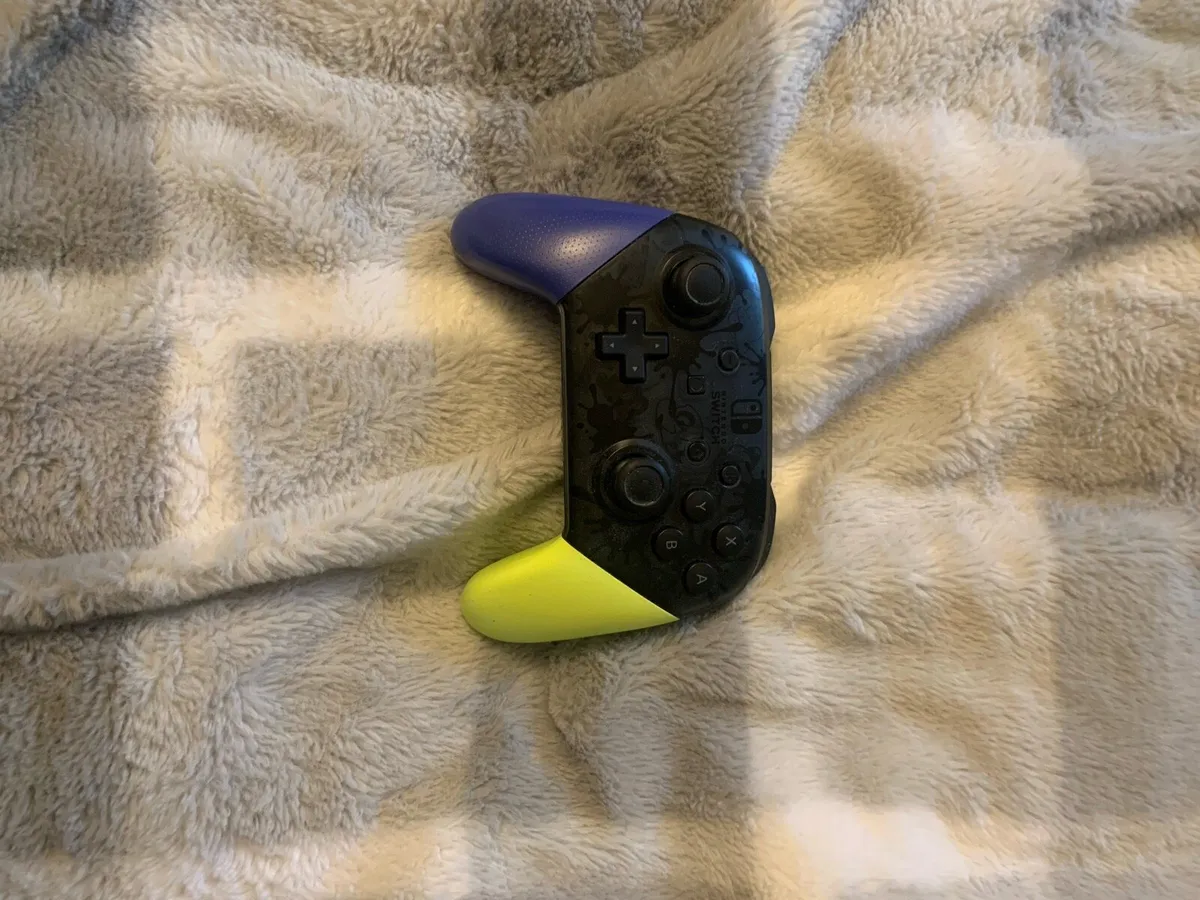 Nintendo Switch Splatoon Controller - Image 3