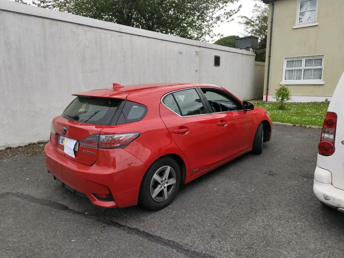 2014 LEXUS,C.T 200,,H.Y.B.R.I.D - Image 2