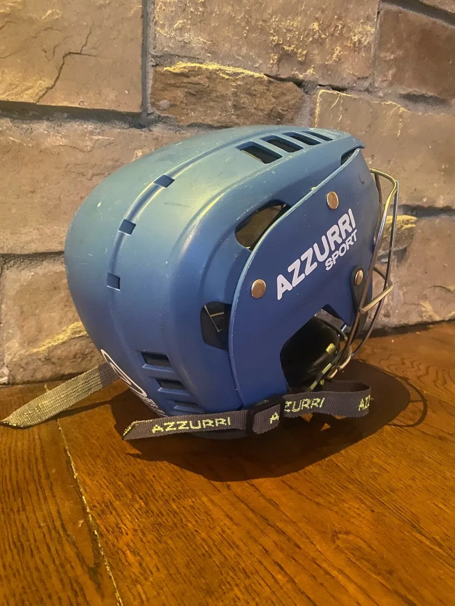 AZZURRI sport hurling helmet (medium) - Image 3