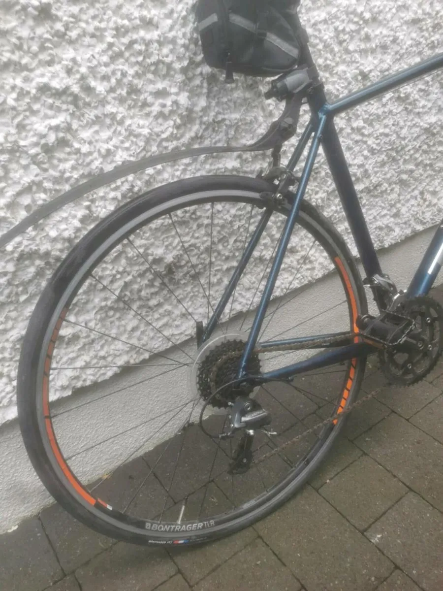 Trek Domane AL2 - Image 2