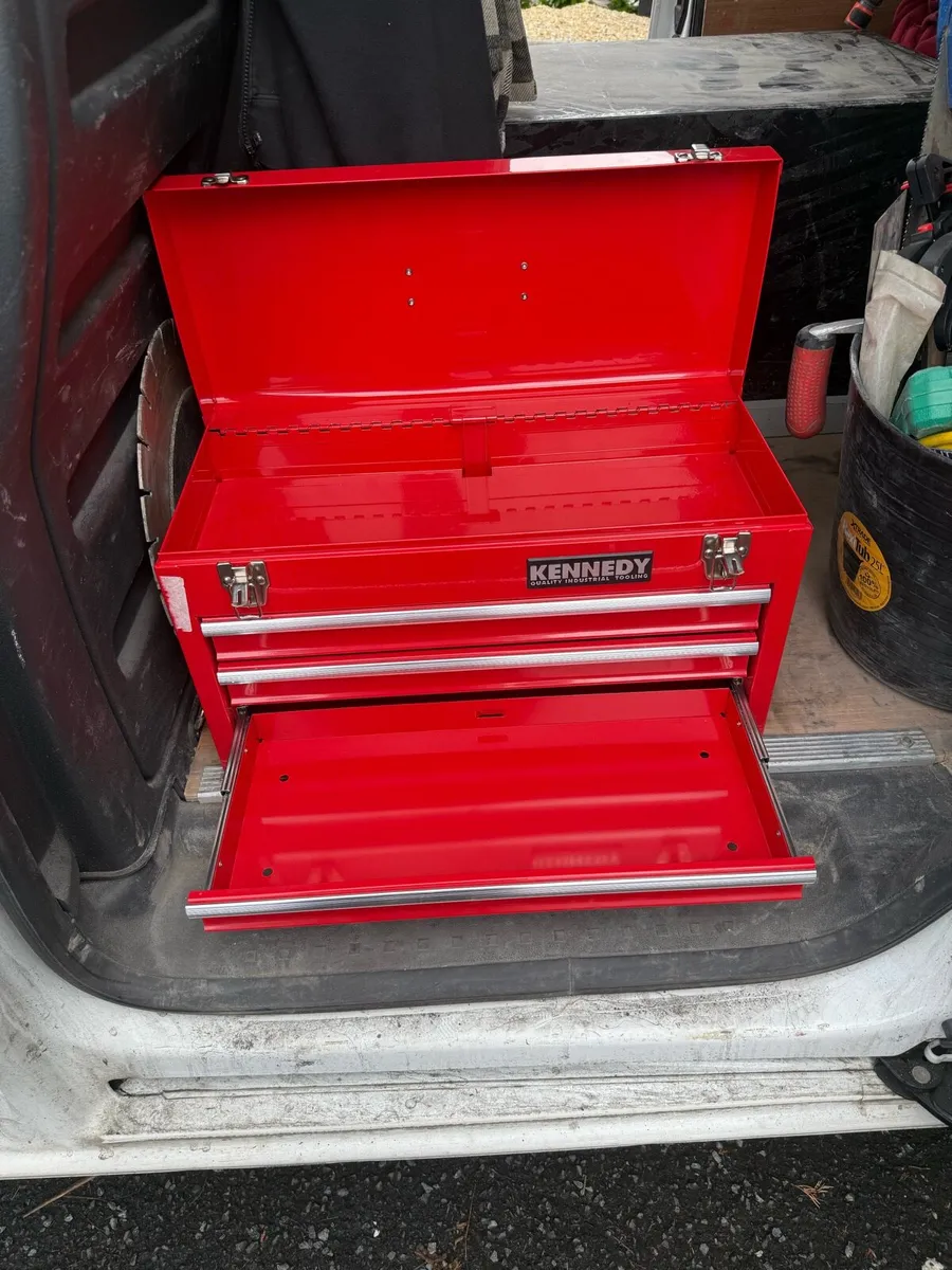 Tool box with draws - Image 3