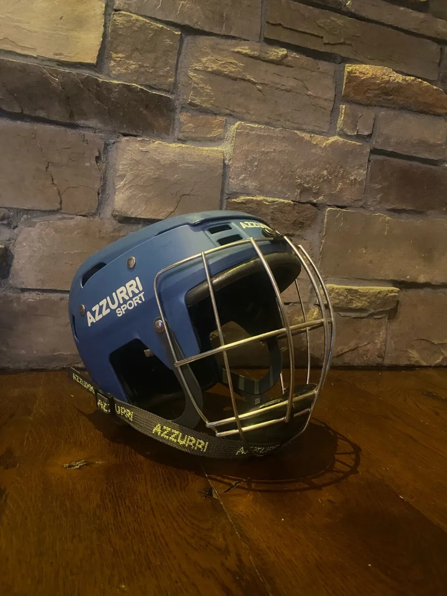 AZZURRI sport hurling helmet (large) - Image 2