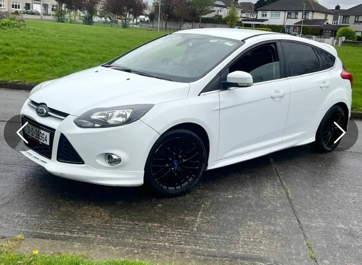 Ford Focus St-line 1.0l Ecoboost 125BHP (NCT +TAX) - Image 2