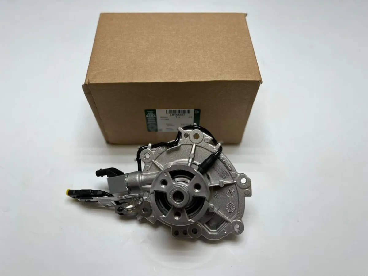 LandRover 2.0cc diesel engine - Image 2