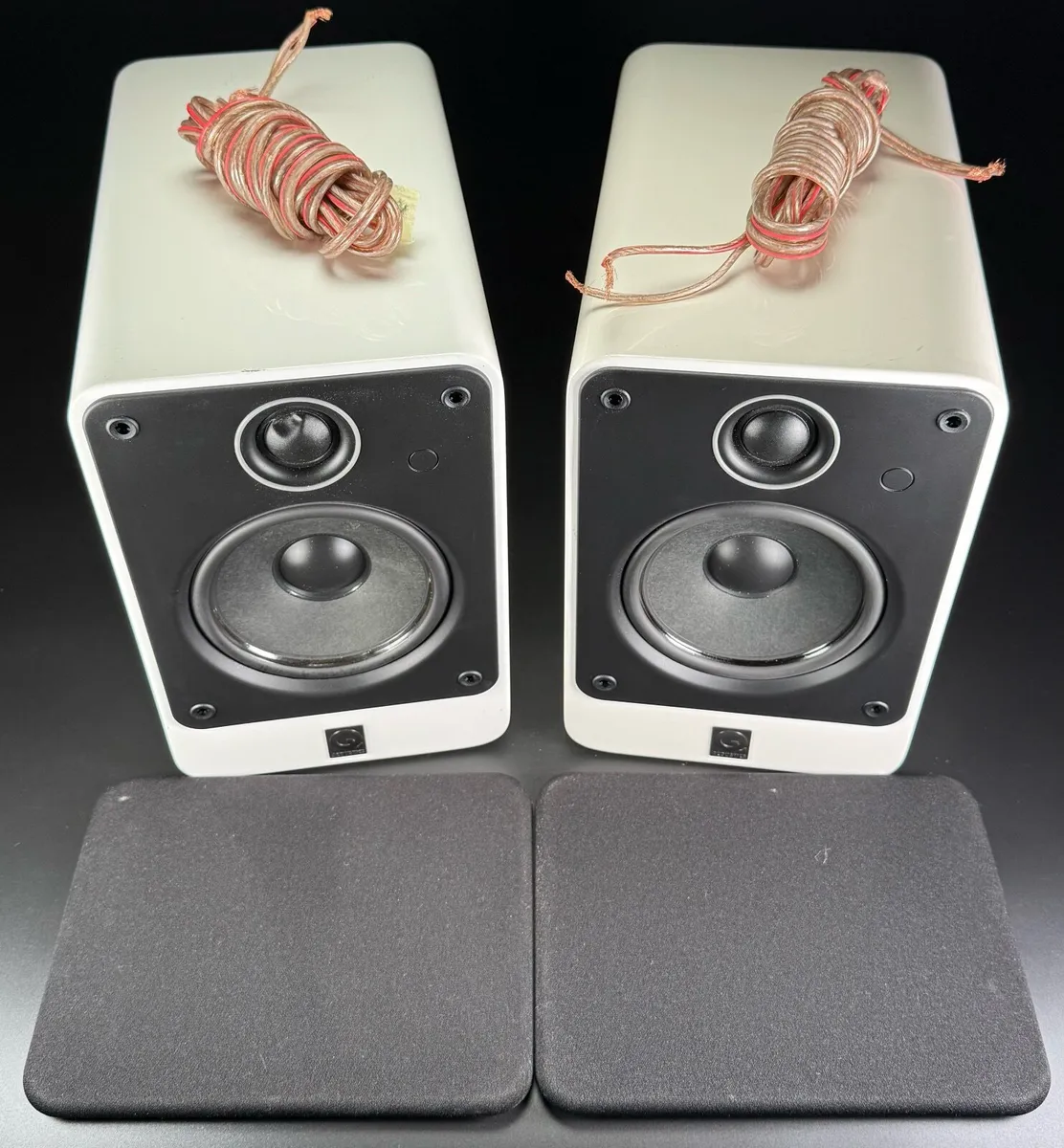 Pair of Q Acoustic Model - 2020 book shelf speaker - Image 3