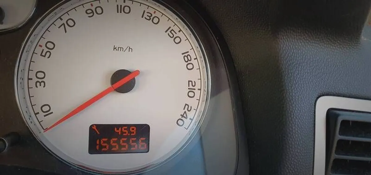 2006 Peugeot 307 - Image 1