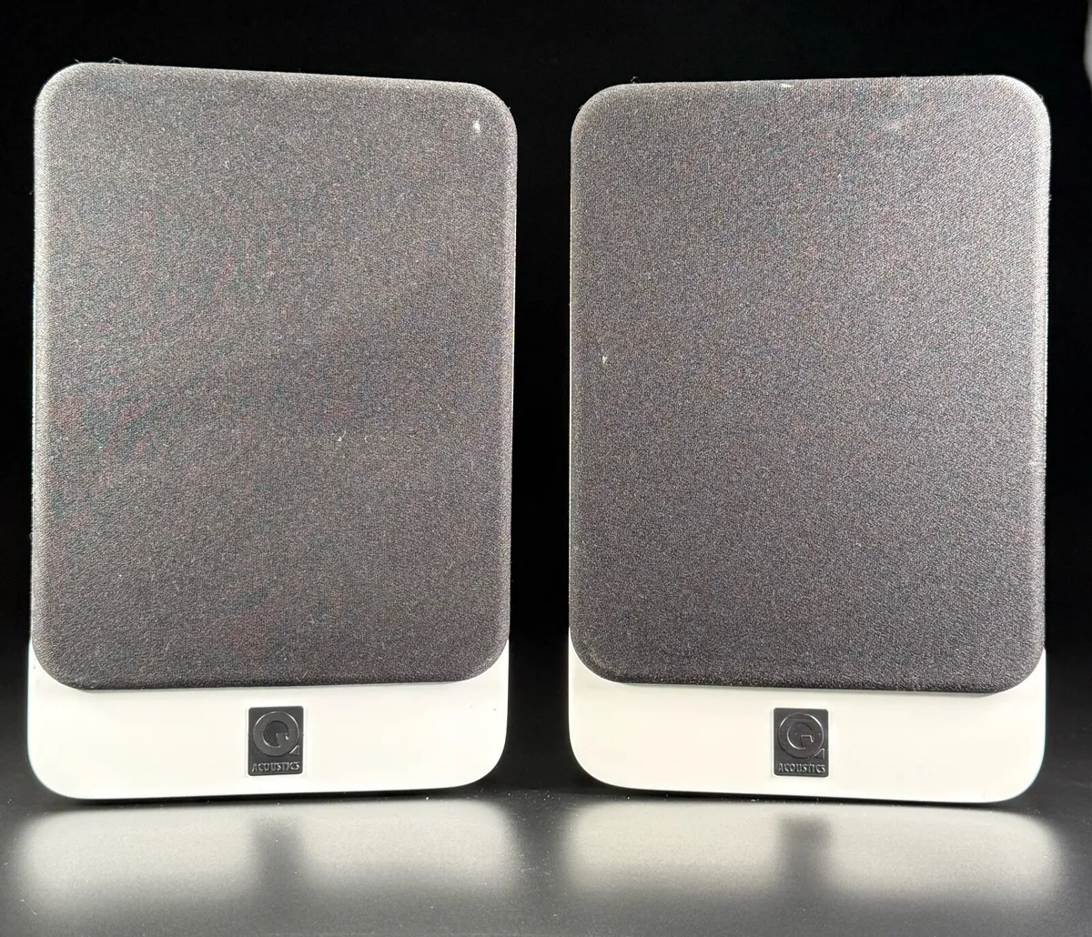 Pair of Q Acoustic Model - 2020 book shelf speaker - Image 4