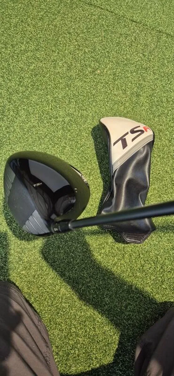 Titleist TSR2 Driver 9 Degree - Image 1