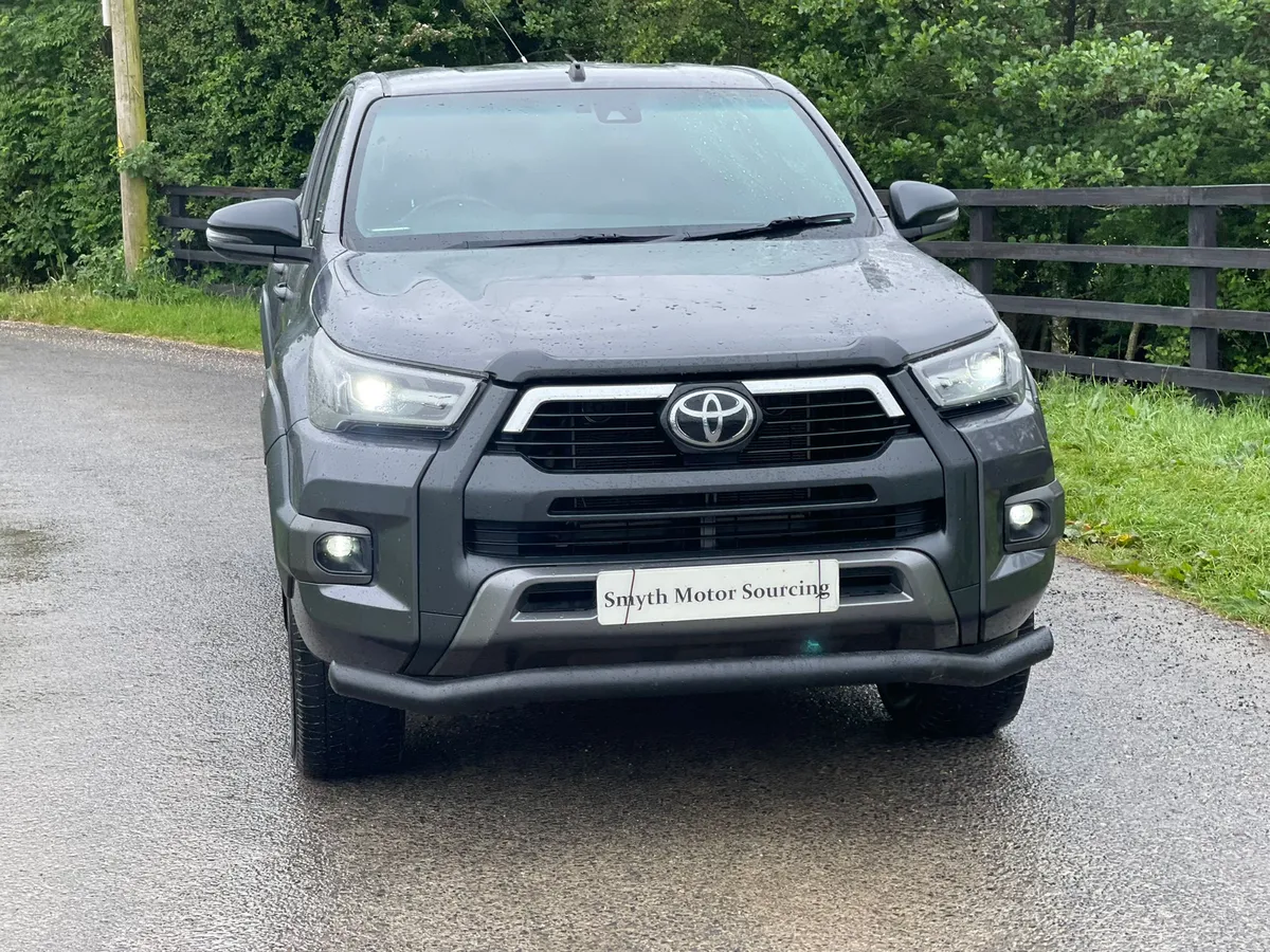 211 Toyota Hilux Invincible X Auto***** - Image 3