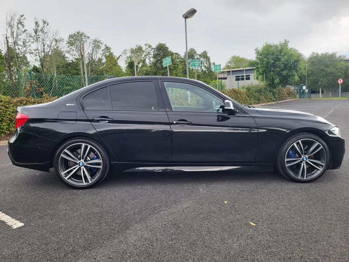 2017 BMW 330E M SPORT SHADOW EDITION HYBRID - Image 3