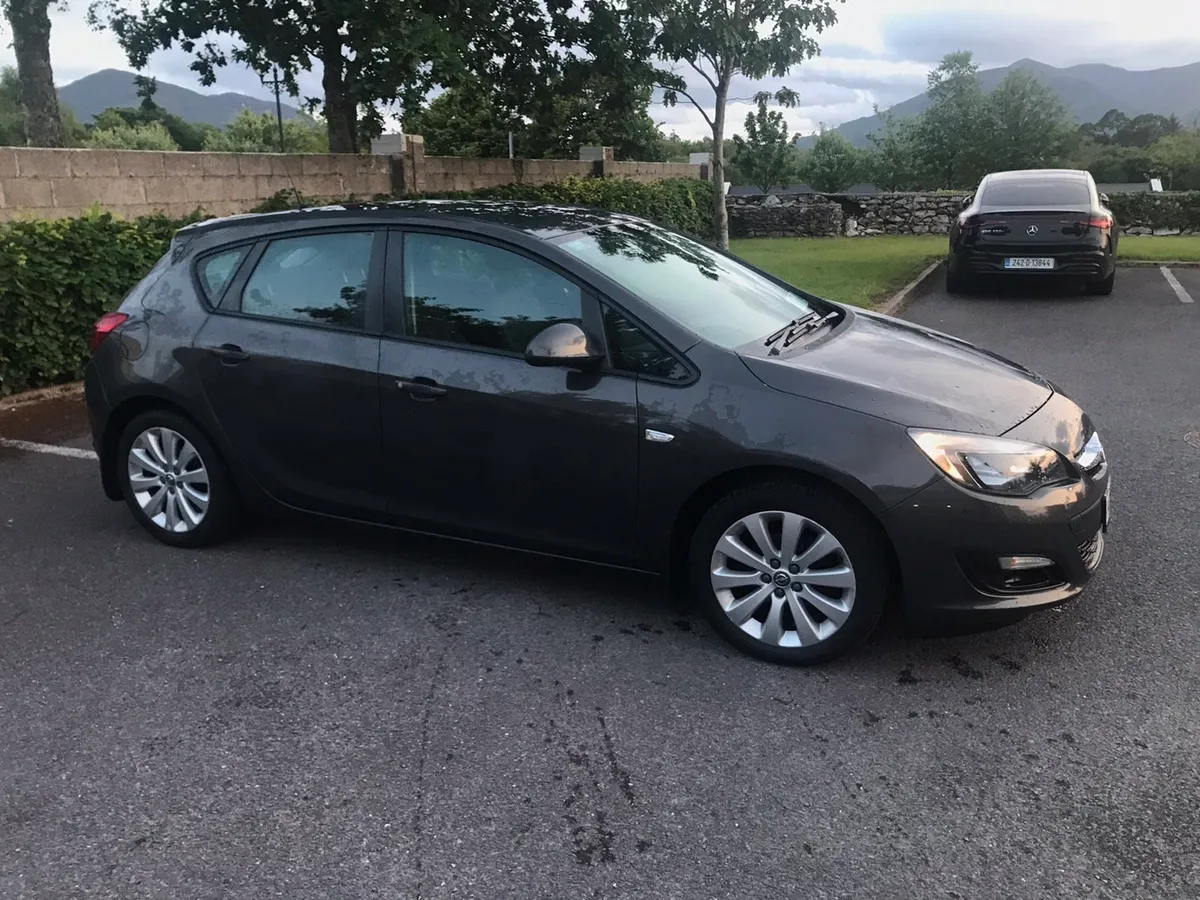 142 opel astra 1.3 diesel 1 previous owner low kms - Image 1