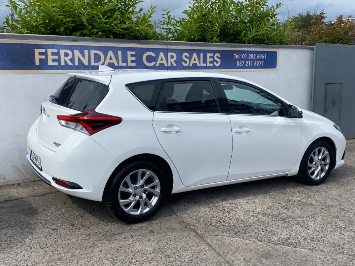 Toyota Auris 1.4 Dsl Full Toyota History - Image 4