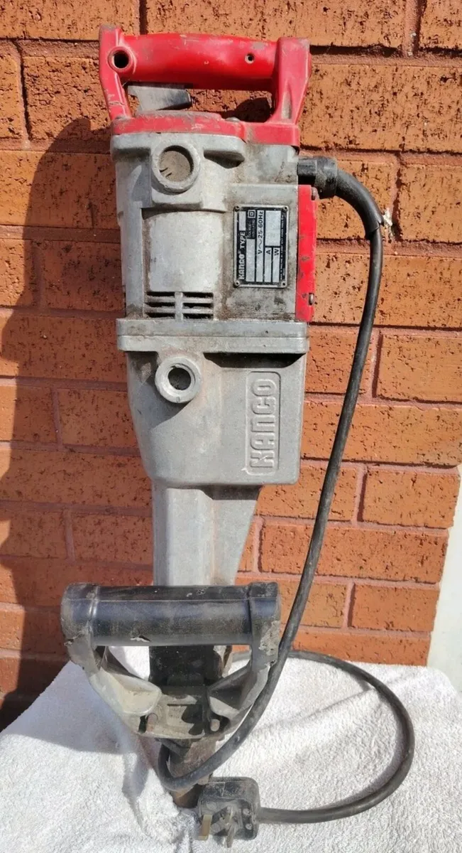 Kango 950 Concrete Breaker