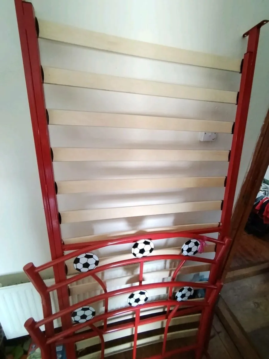 Single bed