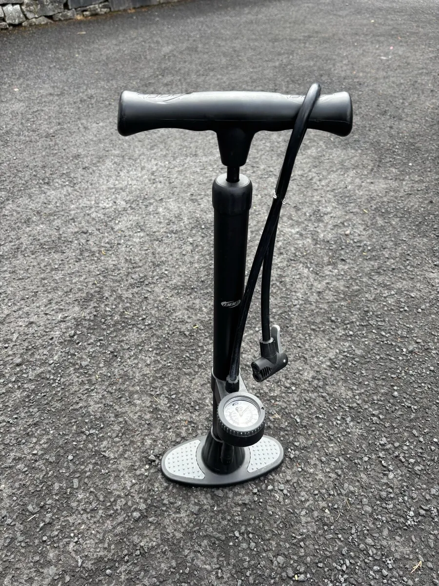 Bicycle Pump - Image 1