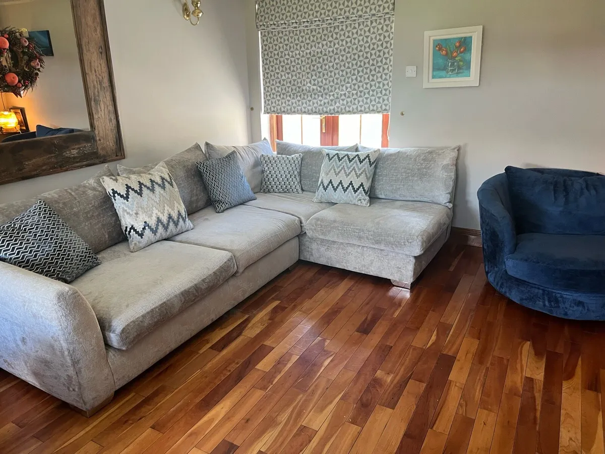Casey’s Corner Sofa with Swivel Chair - Image 3