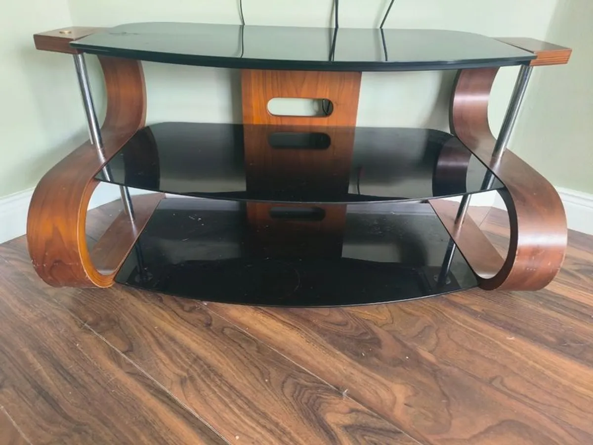 TV Stand - Image 3