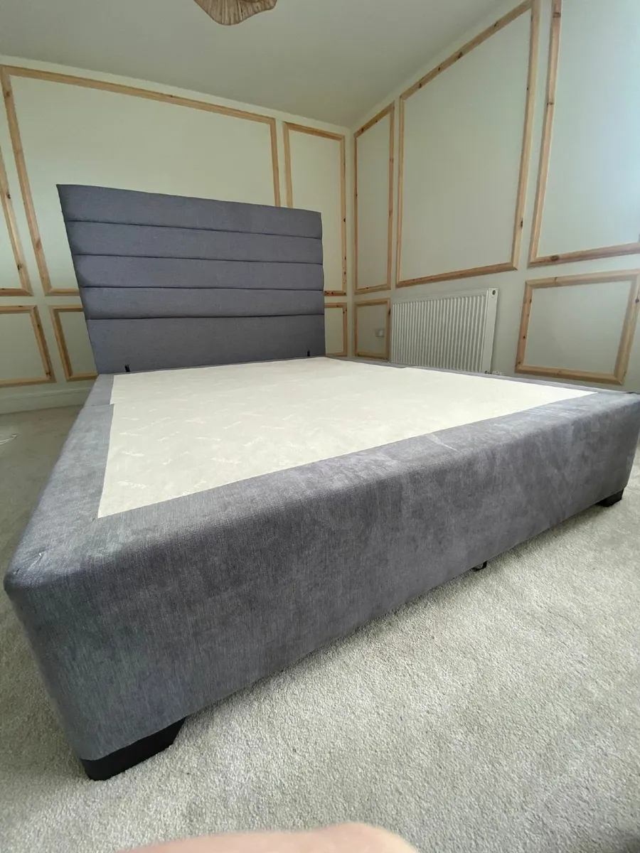 Double Bed - Image 3