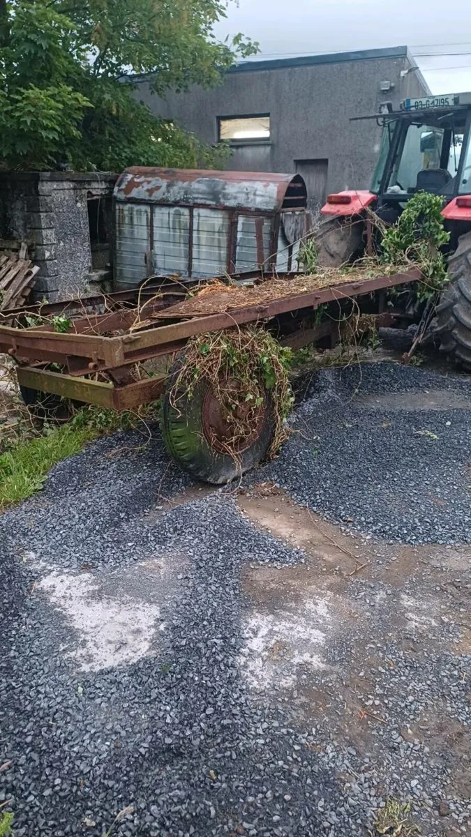 Trailer - Image 1