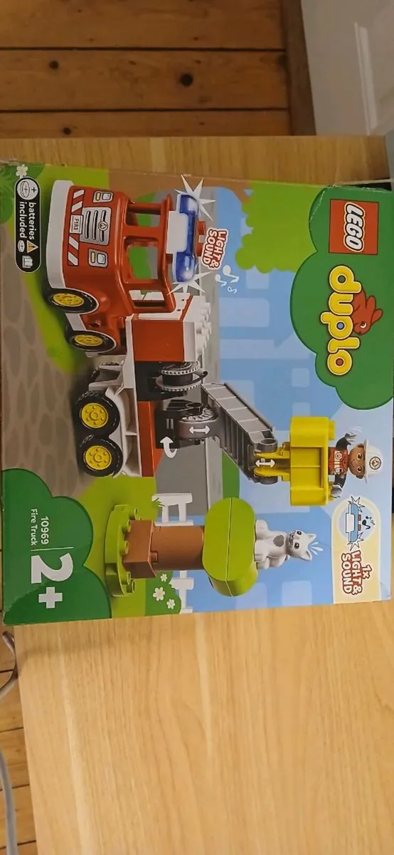 Duplo fire engine brand new