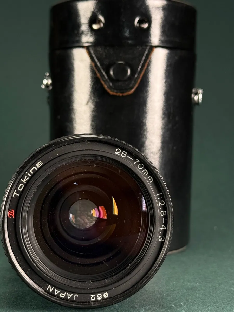 Tokina 28-70 f 2,8/4,3 Canon FD lens - Image 2