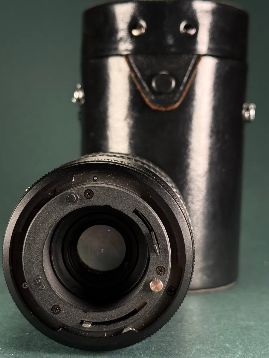 Tokina 28-70 f 2,8/4,3 Canon FD lens - Image 3