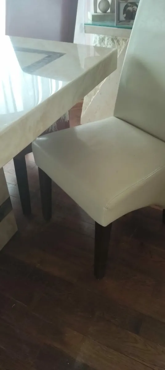 Marble dining Table  6 chairs - Image 4