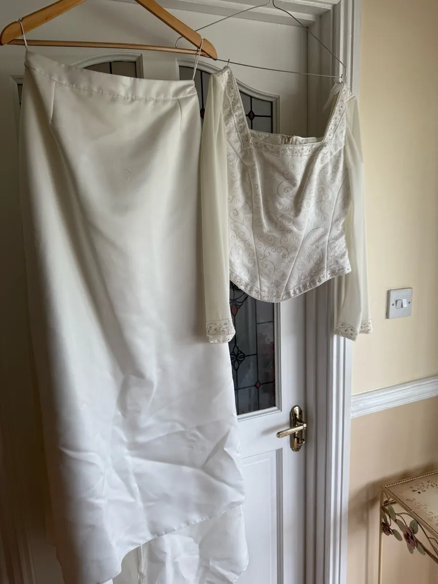Wedding dress - Image 4