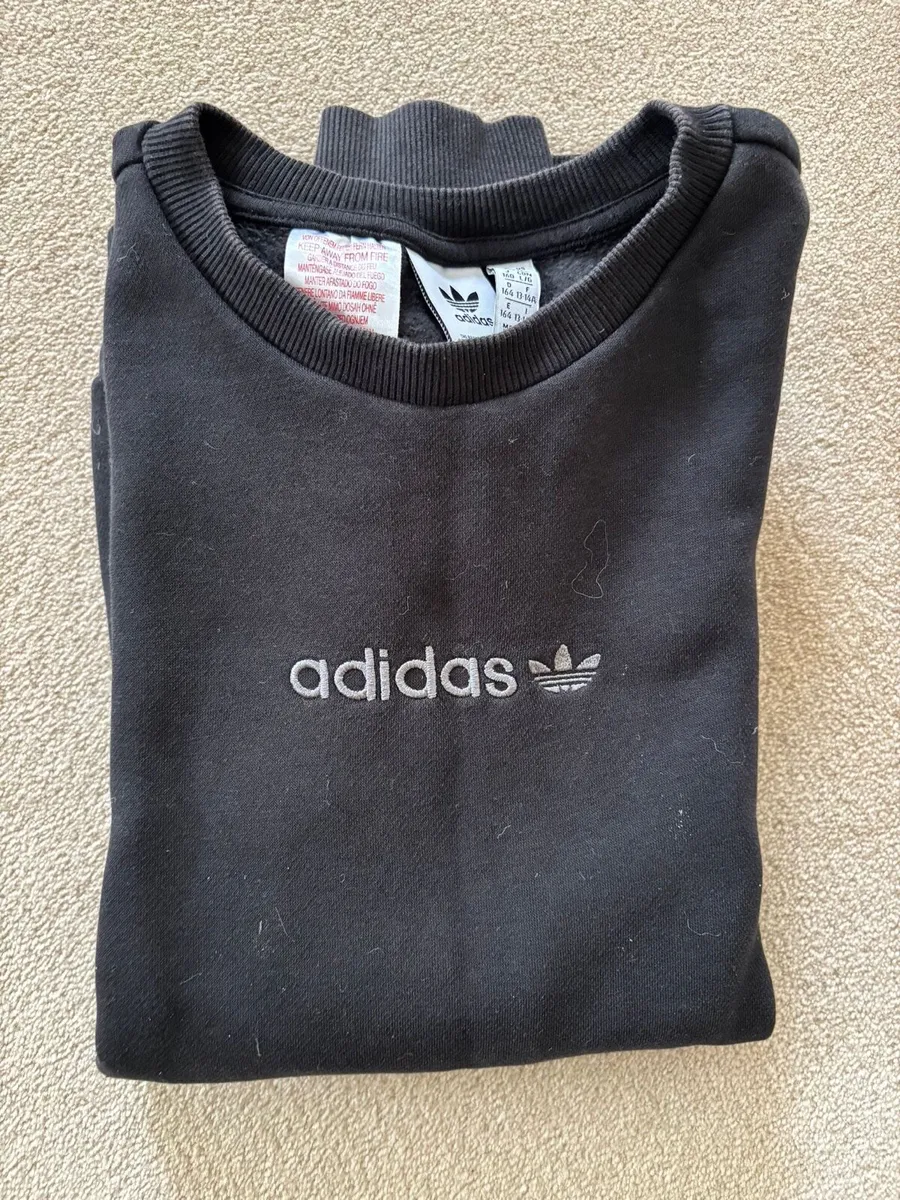 Adidas black sweatshirt age 13-14 - Image 1
