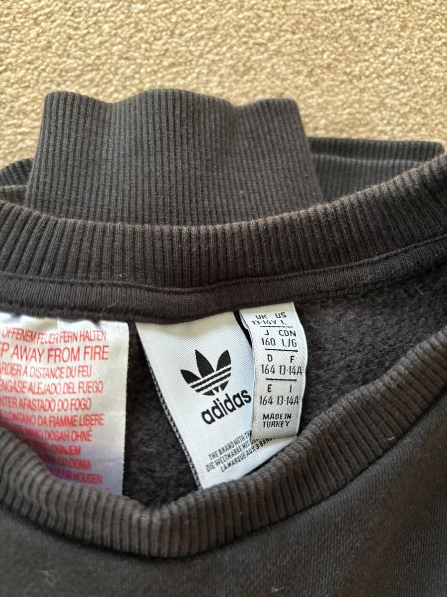Adidas black sweatshirt age 13-14 - Image 2