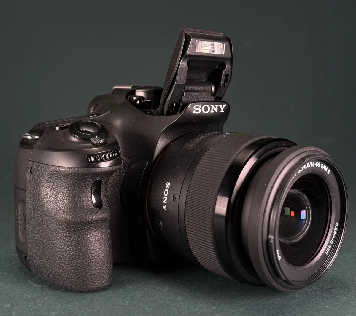 Sony a58 20.1 MP DSLR Camera with lens (read) - Image 2