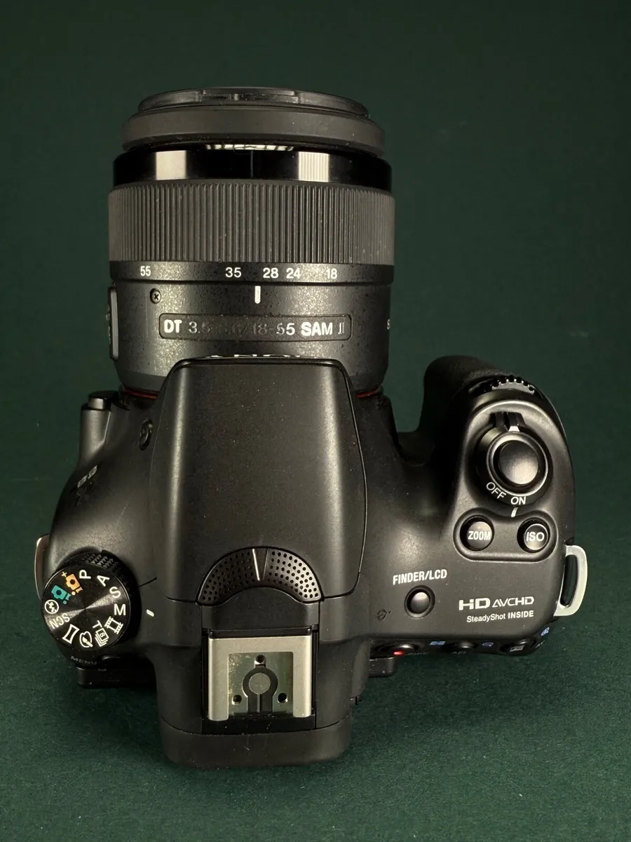 Sony a58 20.1 MP DSLR Camera with lens (read) - Image 3