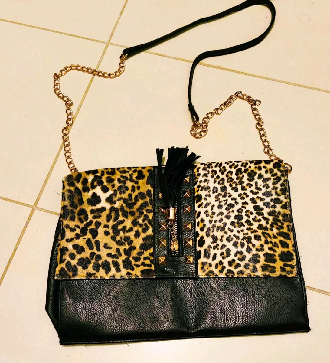 Leopard Print Clutch Bag with Gold Chain Handles – - Image 1