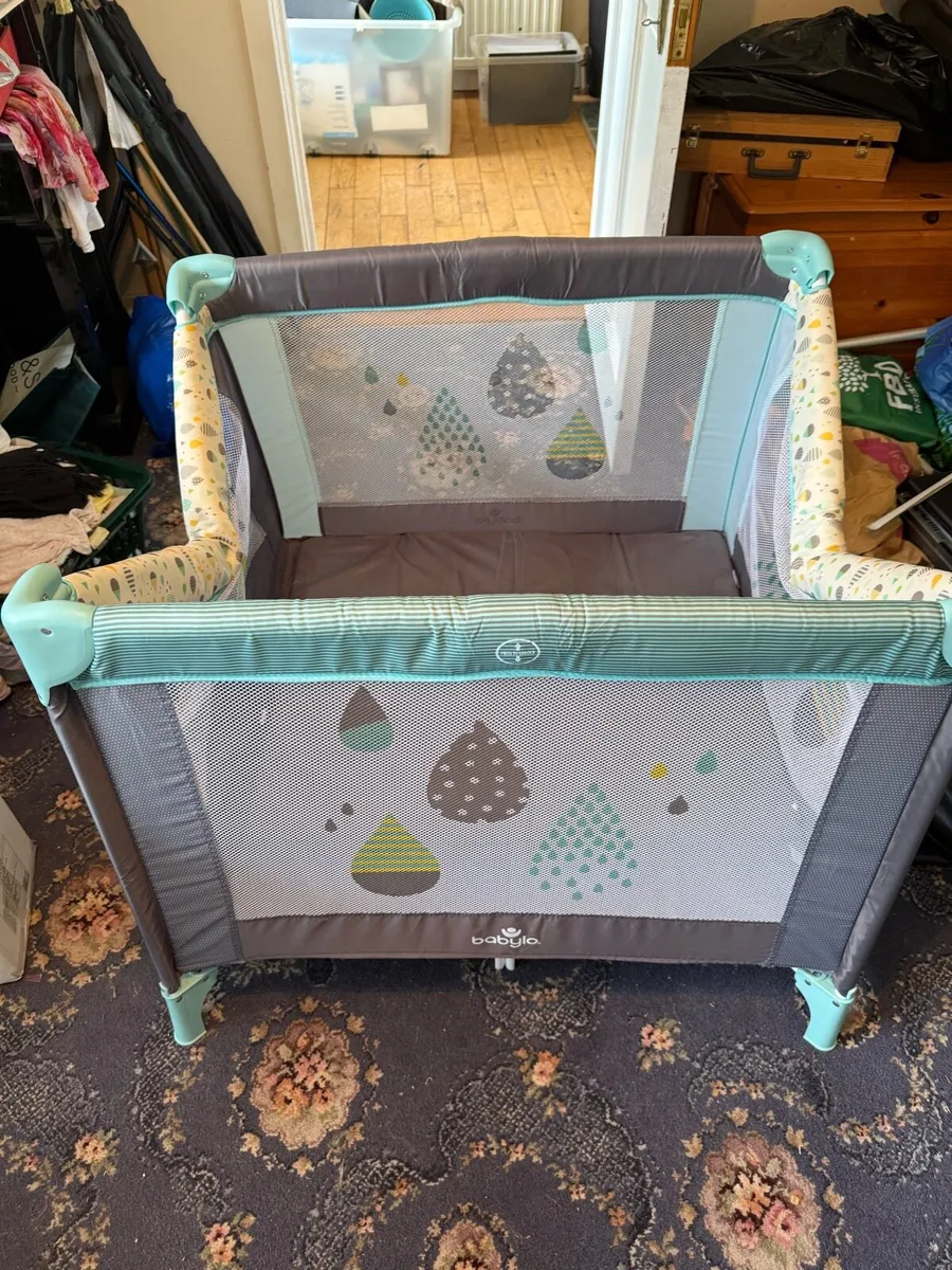 Play pen - Image 4