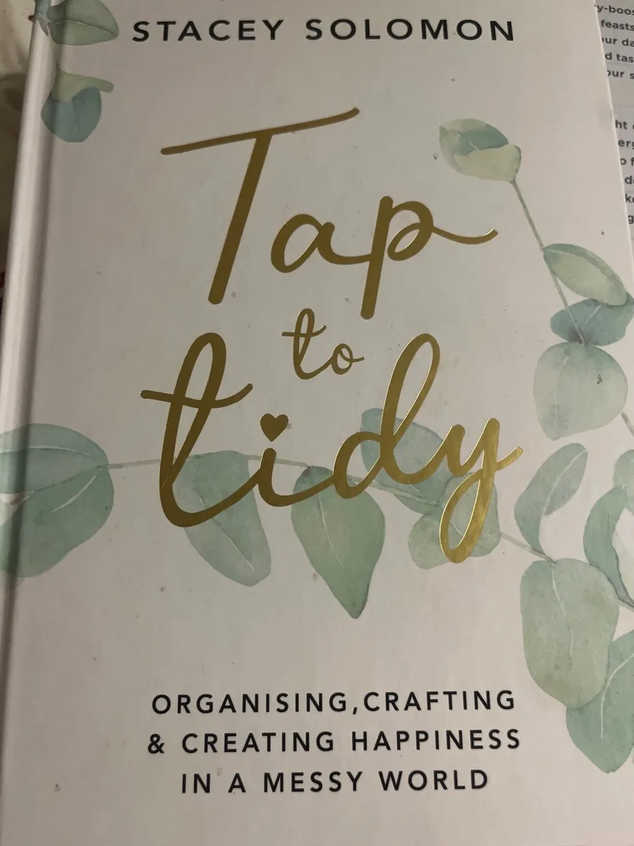 Stacey Solomon Tap to Tidy Book