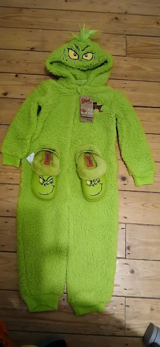 Grinch onesie and slippers brand new